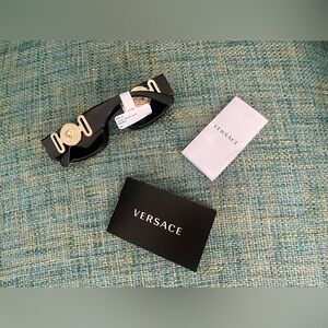 ❗️SOLD❗️Versace Biggie sunglasses